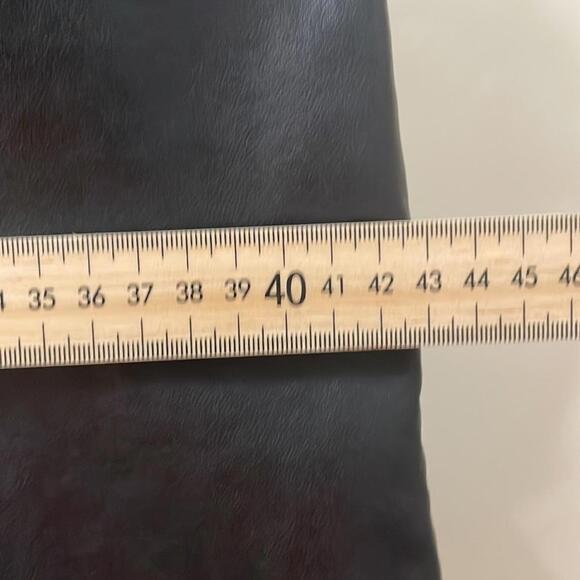 Aritzia - Wilfred - Wide Legged High Rise  'Leather' Pants - Black - Size 8 - Picture 6 of 10